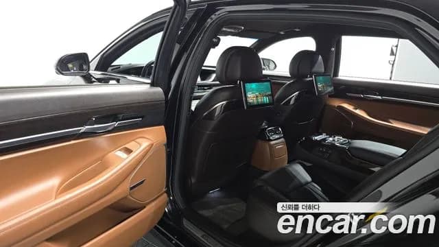 2019 Genesis G90 3.3 T AWD Sold VIN KMHG241ADKU061442 – engine bay 2019 Genesis G90 3.3 T AWD Sold VIN KMHG241ADKU061442 – engine bay