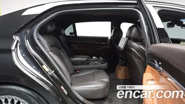 2019 Genesis G90 3.3 T AWD Sold VIN KMHG241ADKU061442 – photo 16 2019 Genesis G90 3.3 T AWD Sold VIN KMHG241ADKU061442 – photo 16