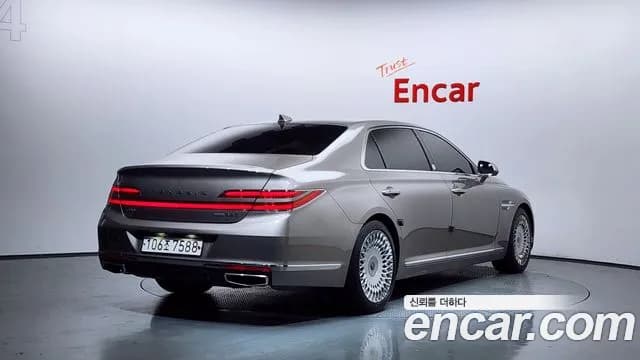 2019 Genesis G90 3.3 T AWD Sold VIN KMHG241ADKU065641 – engine bay 2019 Genesis G90 3.3 T AWD Sold VIN KMHG241ADKU065641 – engine bay