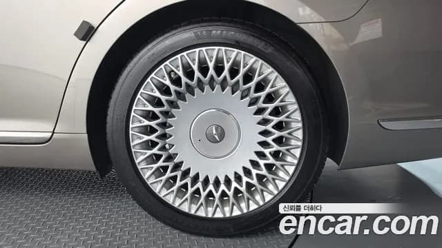 2019 Genesis G90 3.3 T AWD Sold VIN KMHG241ADKU065641 – photo 19 2019 Genesis G90 3.3 T AWD Sold VIN KMHG241ADKU065641 – photo 19