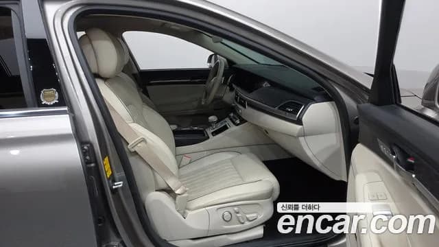 2019 Genesis G90 3.3 T AWD Sold VIN KMHG241ADKU065641 – photo 20 2019 Genesis G90 3.3 T AWD Sold VIN KMHG241ADKU065641 – photo 20