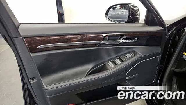 2018 Genesis EQ900 3.8 GDI AWD Sold VIN KMHG241DDJU036499 – undercarriage 2018 Genesis EQ900 3.8 GDI AWD Sold VIN KMHG241DDJU036499 – undercarriage