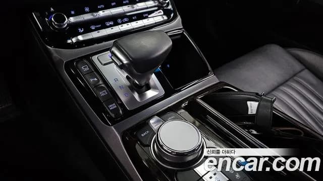 2018 Genesis EQ900 3.8 GDI AWD Sold VIN KMHG241DDJU036499 – photo 25 2018 Genesis EQ900 3.8 GDI AWD Sold VIN KMHG241DDJU036499 – photo 25