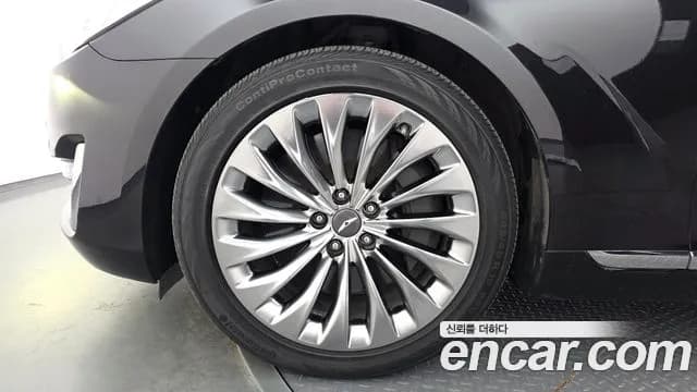 2018 Genesis EQ900 3.8 GDI AWD Sold VIN KMHG241DDJU038915 – engine bay 2018 Genesis EQ900 3.8 GDI AWD Sold VIN KMHG241DDJU038915 – engine bay