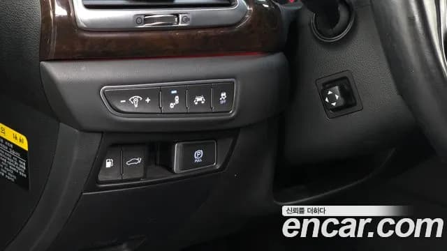 2018 Genesis EQ900 3.8 GDI AWD Sold VIN KMHG241DDJU038915 – photo 12 2018 Genesis EQ900 3.8 GDI AWD Sold VIN KMHG241DDJU038915 – photo 12