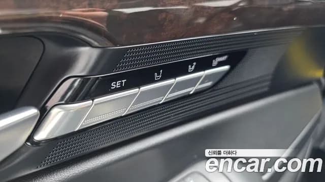 2018 Genesis EQ900 3.8 GDI AWD Sold VIN KMHG241DDJU044253 – photo 29 2018 Genesis EQ900 3.8 GDI AWD Sold VIN KMHG241DDJU044253 – photo 29