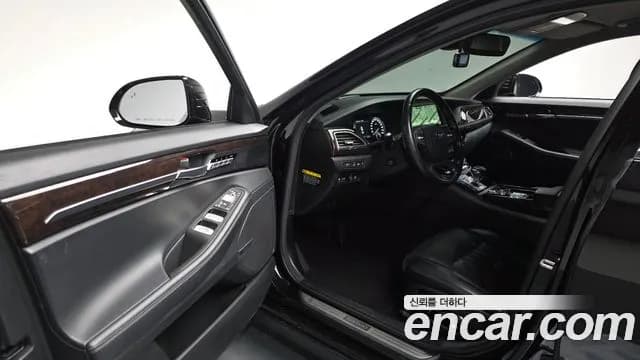 2018 Genesis EQ900 3.8 GDI AWD Sold VIN KMHG241DDJU046658 – engine bay 2018 Genesis EQ900 3.8 GDI AWD Sold VIN KMHG241DDJU046658 – engine bay