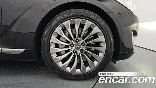 2018 Genesis EQ900 3.8 GDI AWD Sold VIN KMHG241DDJU046731 – front exterior 2018 Genesis EQ900 3.8 GDI AWD Sold VIN KMHG241DDJU046731 – front exterior