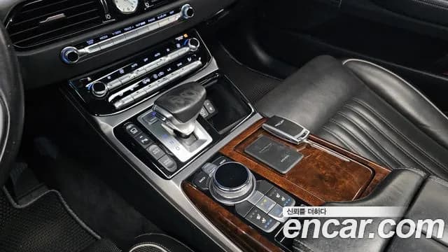 2018 Genesis EQ900 3.8 GDI AWD Sold VIN KMHG241DDJU047247 – photo 30 2018 Genesis EQ900 3.8 GDI AWD Sold VIN KMHG241DDJU047247 – photo 30