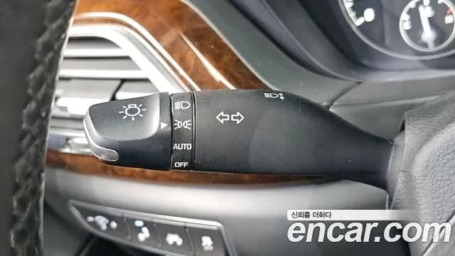 2018 Genesis EQ900 3.8 GDI AWD Sold VIN KMHG241DDJU047247 – photo 35 2018 Genesis EQ900 3.8 GDI AWD Sold VIN KMHG241DDJU047247 – photo 35