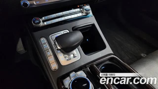 2019 Genesis G90 3.8 AWD Sold VIN KMHG241DDKU068867 – dashboard 2019 Genesis G90 3.8 AWD Sold VIN KMHG241DDKU068867 – dashboard