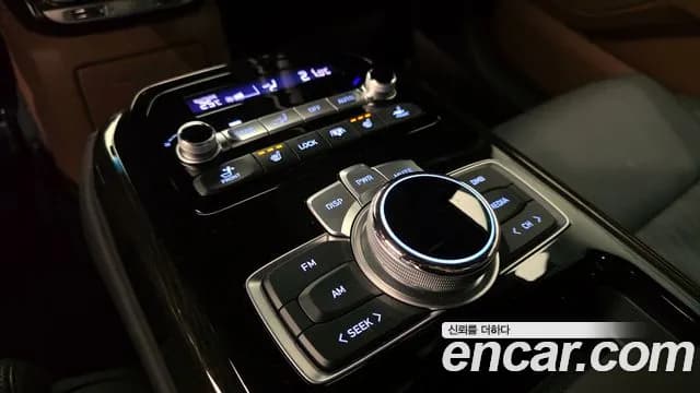 2020 Genesis G90 3.8 AWD Sold VIN KMHG241DDLU078398 – photo 13 2020 Genesis G90 3.8 AWD Sold VIN KMHG241DDLU078398 – photo 13