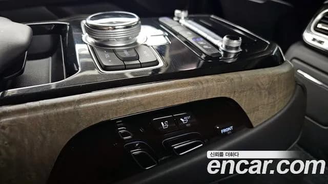 2020 Genesis G90 3.8 AWD Sold VIN KMHG241DDLU081338 – photo 14 2020 Genesis G90 3.8 AWD Sold VIN KMHG241DDLU081338 – photo 14