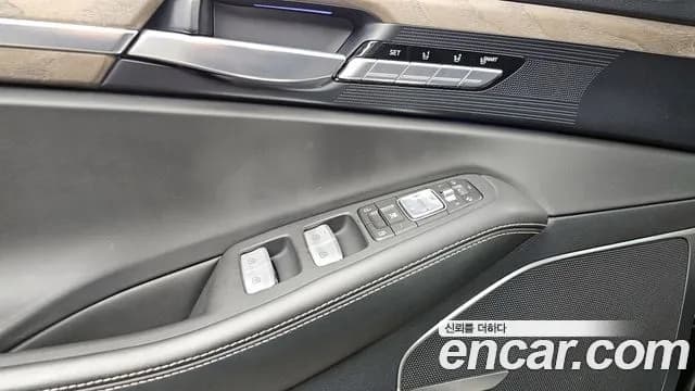 2020 Genesis G90 3.8 AWD Sold VIN KMHG241DDLU081338 – photo 26 2020 Genesis G90 3.8 AWD Sold VIN KMHG241DDLU081338 – photo 26