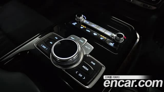 2021 Genesis G90 3.8 AWD Sold VIN KMHG241DDMU094217 – undercarriage 2021 Genesis G90 3.8 AWD Sold VIN KMHG241DDMU094217 – undercarriage