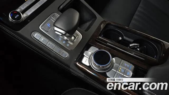 2021 Genesis G90 3.8 AWD Sold VIN KMHG241DDMU095100 – interior seats 2021 Genesis G90 3.8 AWD Sold VIN KMHG241DDMU095100 – interior seats