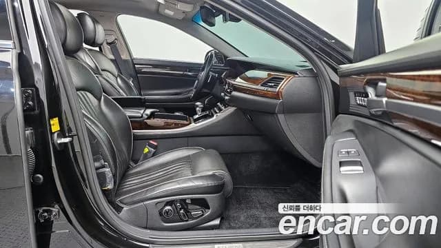 2018 Genesis EQ900 3.8 GDI AWD Sold VIN KMHG341DDJU036514 – side profile 2018 Genesis EQ900 3.8 GDI AWD Sold VIN KMHG341DDJU036514 – side profile