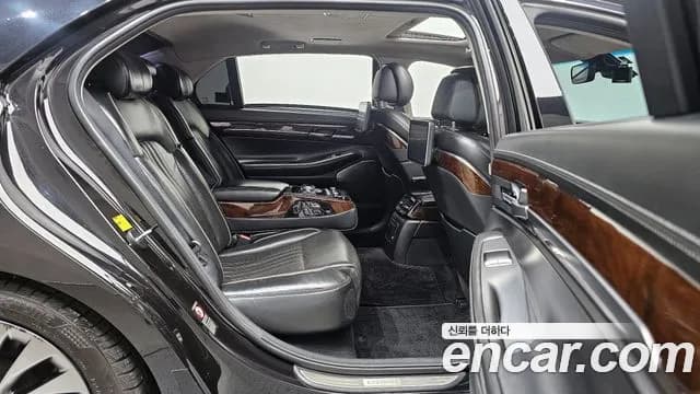2018 Genesis EQ900 3.8 GDI AWD Sold VIN KMHG341DDJU036514 – photo 18 2018 Genesis EQ900 3.8 GDI AWD Sold VIN KMHG341DDJU036514 – photo 18
