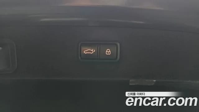2018 Genesis EQ900 3.8 GDI AWD Sold VIN KMHG341DDJU050178 – odometer reading 2018 Genesis EQ900 3.8 GDI AWD Sold VIN KMHG341DDJU050178 – odometer reading