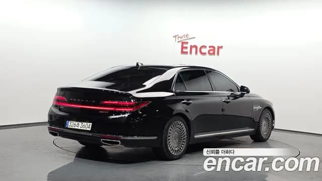 2019 Genesis G90 3.8 AWD Sold VIN KMHG341DDKU057386 – rear exterior 2019 Genesis G90 3.8 AWD Sold VIN KMHG341DDKU057386 – rear exterior