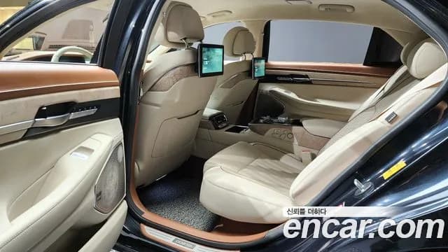 2019 Genesis G90 3.8 AWD Sold VIN KMHG341DDKU072973 – photo 19 2019 Genesis G90 3.8 AWD Sold VIN KMHG341DDKU072973 – photo 19