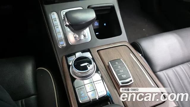 2020 Genesis G90 3.8 AWD Sold VIN KMHG341DDLU079595 – photo 13 2020 Genesis G90 3.8 AWD Sold VIN KMHG341DDLU079595 – photo 13