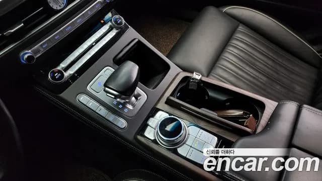 2020 Genesis G90 3.8 AWD Sold VIN KMHG341DDLU079977 – engine bay 2020 Genesis G90 3.8 AWD Sold VIN KMHG341DDLU079977 – engine bay