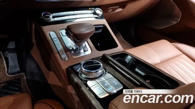 2021 Genesis G90 5.0 AWD Sold VIN KMHG341HDMU090133 – exterior detail 2021 Genesis G90 5.0 AWD Sold VIN KMHG341HDMU090133 – exterior detail