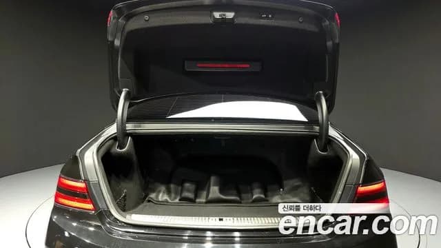2019 Genesis G90 5.0 AWD Sold VIN KMHG511HDKU064453 – front exterior 2019 Genesis G90 5.0 AWD Sold VIN KMHG511HDKU064453 – front exterior