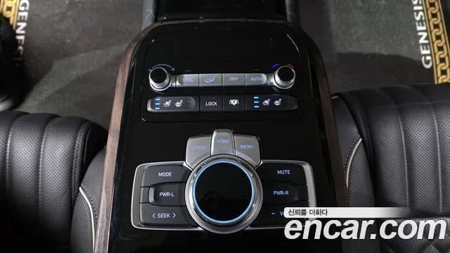 2019 Genesis G90 5.0 AWD Sold VIN KMHG511HDKU066294 – engine bay 2019 Genesis G90 5.0 AWD Sold VIN KMHG511HDKU066294 – engine bay