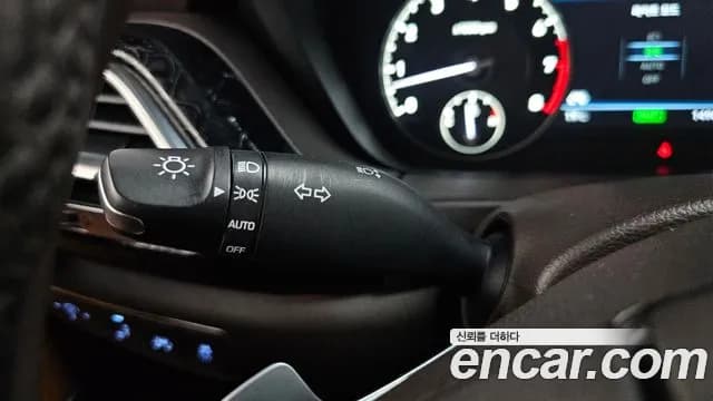 2017 Genesis EQ900 5.0 GDI AWD Sold VIN KMHG541HDHU028182 – trunk area 2017 Genesis EQ900 5.0 GDI AWD Sold VIN KMHG541HDHU028182 – trunk area