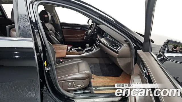 2017 Genesis EQ900 5.0 GDI AWD Sold VIN KMHG541HDHU028182 – photo 16 2017 Genesis EQ900 5.0 GDI AWD Sold VIN KMHG541HDHU028182 – photo 16