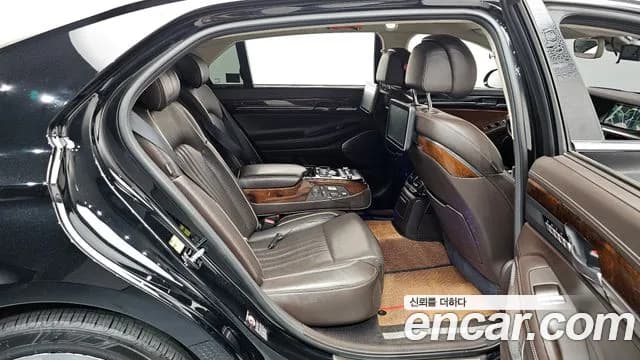 2017 Genesis EQ900 5.0 GDI AWD Sold VIN KMHG541HDHU028182 – photo 25 2017 Genesis EQ900 5.0 GDI AWD Sold VIN KMHG541HDHU028182 – photo 25