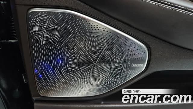 2017 Genesis EQ900 5.0 GDI AWD Sold VIN KMHG541HDHU028182 – photo 39 2017 Genesis EQ900 5.0 GDI AWD Sold VIN KMHG541HDHU028182 – photo 39