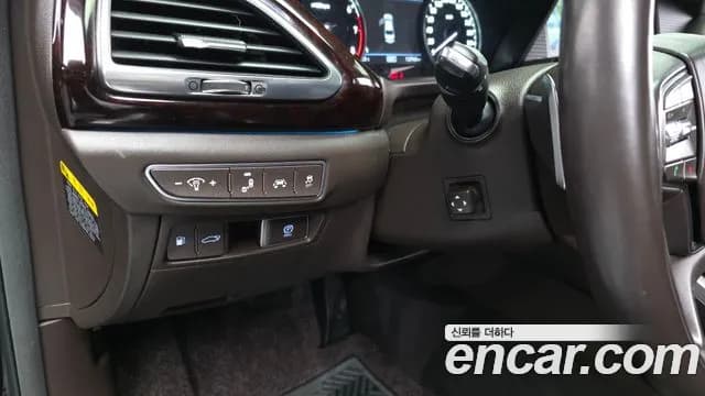 2018 Genesis EQ900 5.0 GDI AWD Sold VIN KMHG541HDJU035241 – photo 30 2018 Genesis EQ900 5.0 GDI AWD Sold VIN KMHG541HDJU035241 – photo 30