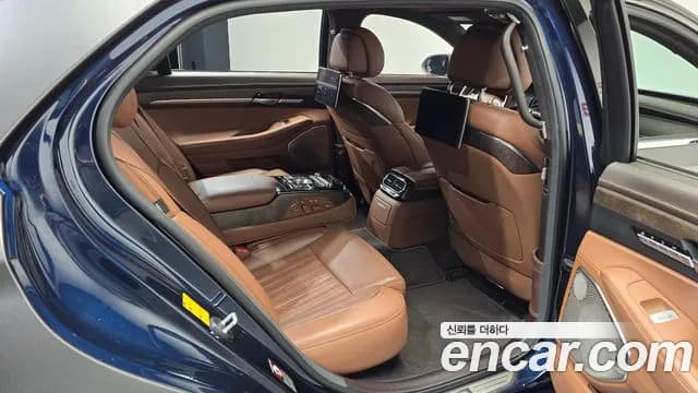 2019 Genesis G90 5.0 AWD Sold VIN KMHG541HDKU066614 – photo 11 2019 Genesis G90 5.0 AWD Sold VIN KMHG541HDKU066614 – photo 11