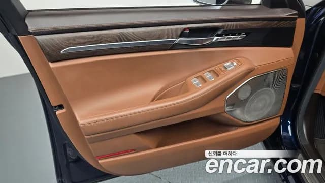 2019 Genesis G90 5.0 AWD Sold VIN KMHG541HDKU066614 – photo 27 2019 Genesis G90 5.0 AWD Sold VIN KMHG541HDKU066614 – photo 27