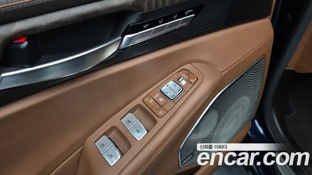 2019 Genesis G90 5.0 AWD Sold VIN KMHG541HDKU066614 – photo 35 2019 Genesis G90 5.0 AWD Sold VIN KMHG541HDKU066614 – photo 35