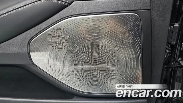 2019 Genesis G90 5.0 AWD Sold VIN KMHG541HDKU066651 – front exterior 2019 Genesis G90 5.0 AWD Sold VIN KMHG541HDKU066651 – front exterior