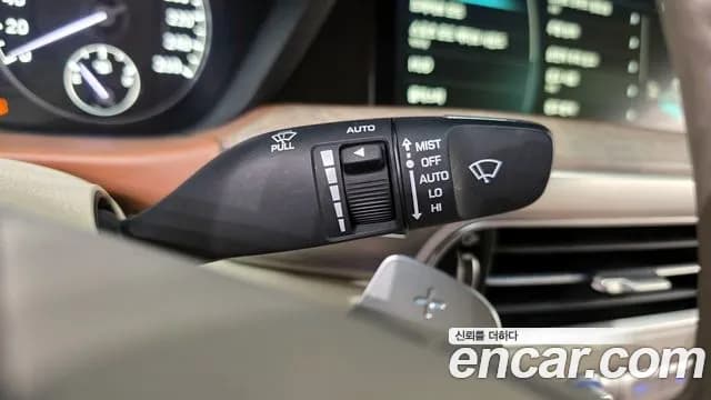2019 Genesis G90 5.0 AWD Sold VIN KMHG541HDKU077336 – trunk area 2019 Genesis G90 5.0 AWD Sold VIN KMHG541HDKU077336 – trunk area