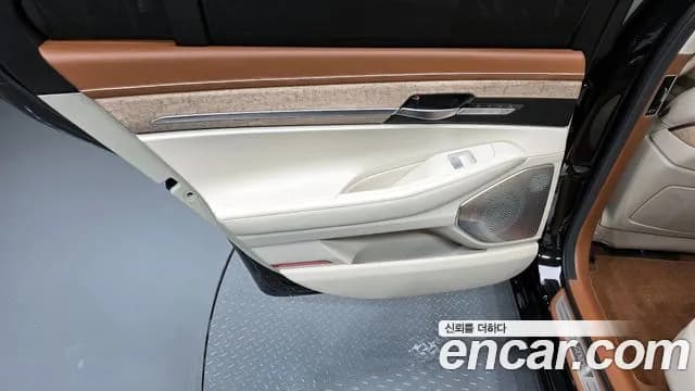 2019 Genesis G90 5.0 AWD Sold VIN KMHG541HDKU077336 – photo 24 2019 Genesis G90 5.0 AWD Sold VIN KMHG541HDKU077336 – photo 24