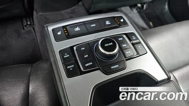 2019 Genesis G80 2.2D AWD Sold VIN KMHGL412DKU313102 – photo 12 2019 Genesis G80 2.2D AWD Sold VIN KMHGL412DKU313102 – photo 12