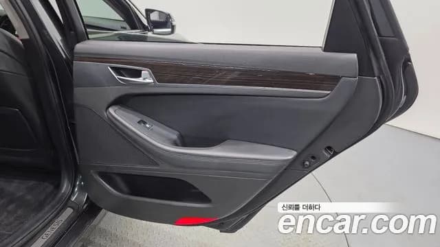 2019 Genesis G80 2.2D AWD Sold VIN KMHGL412DKU336167 – photo 16 2019 Genesis G80 2.2D AWD Sold VIN KMHGL412DKU336167 – photo 16