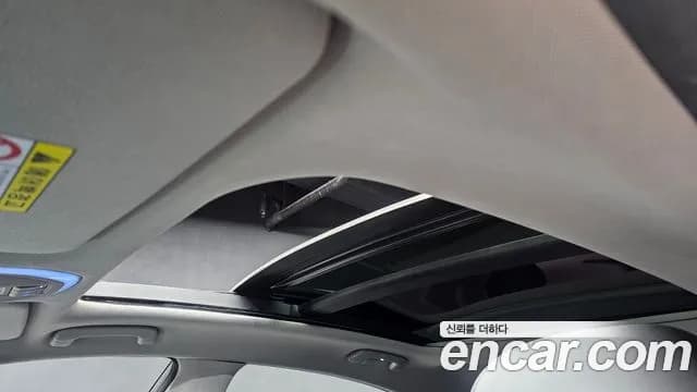 2017 Genesis G80 3.3 GDI Sold VIN KMHGL41DBHU215521 – exterior detail 2017 Genesis G80 3.3 GDI Sold VIN KMHGL41DBHU215521 – exterior detail
