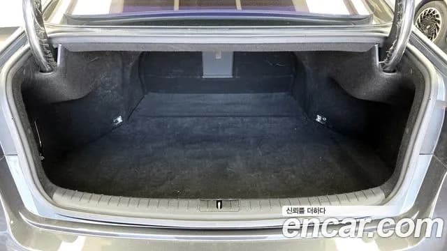2017 Genesis G80 3.3 GDI Sold VIN KMHGL41DBHU221281 – photo 16 2017 Genesis G80 3.3 GDI Sold VIN KMHGL41DBHU221281 – photo 16