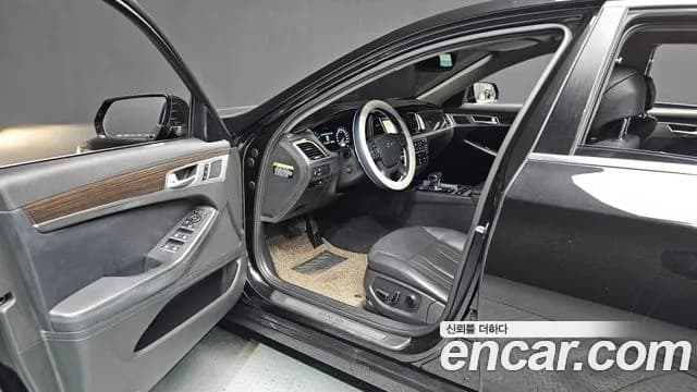 2017 Genesis G80 3.3 GDI Sold VIN KMHGL41DBHU234152 – undercarriage 2017 Genesis G80 3.3 GDI Sold VIN KMHGL41DBHU234152 – undercarriage