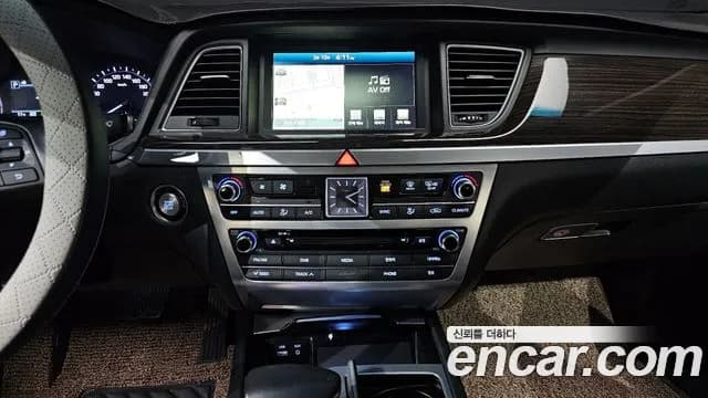 2017 Genesis G80 3.3 GDI Sold VIN KMHGL41DBHU234152 – photo 20 2017 Genesis G80 3.3 GDI Sold VIN KMHGL41DBHU234152 – photo 20