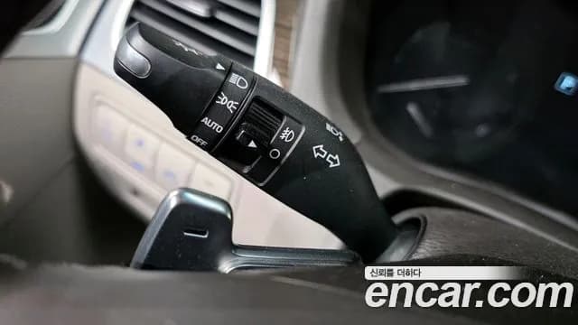 2018 Genesis G80 3.3 GDI Sold VIN KMHGL41DBJU237513 – photo 11 2018 Genesis G80 3.3 GDI Sold VIN KMHGL41DBJU237513 – photo 11