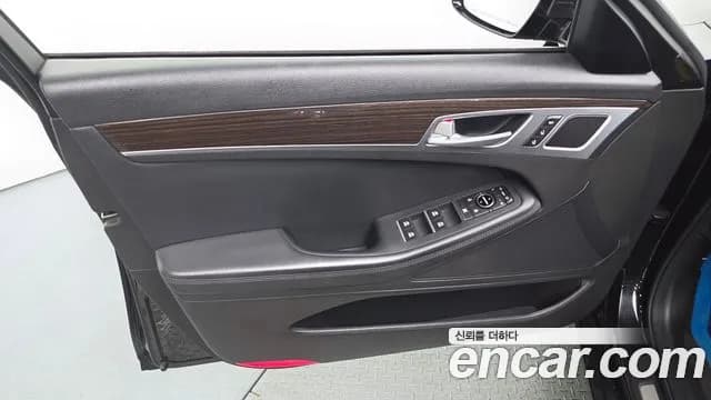 2018 Genesis G80 3.3 GDI Sold VIN KMHGL41DBJU249018 – photo 15 2018 Genesis G80 3.3 GDI Sold VIN KMHGL41DBJU249018 – photo 15