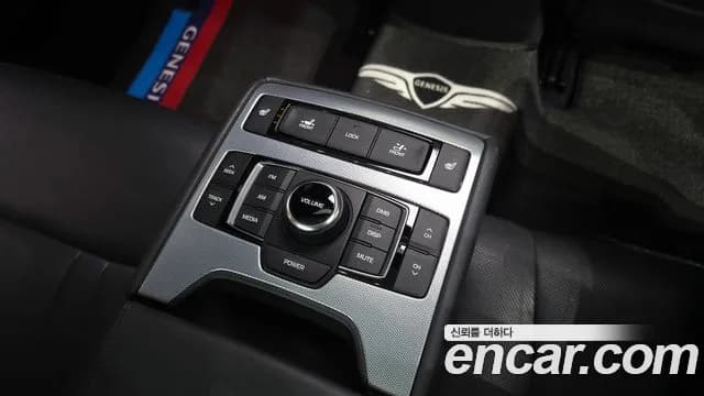 2018 Genesis G80 3.3 GDI Sold VIN KMHGL41DBJU249018 – photo 16 2018 Genesis G80 3.3 GDI Sold VIN KMHGL41DBJU249018 – photo 16